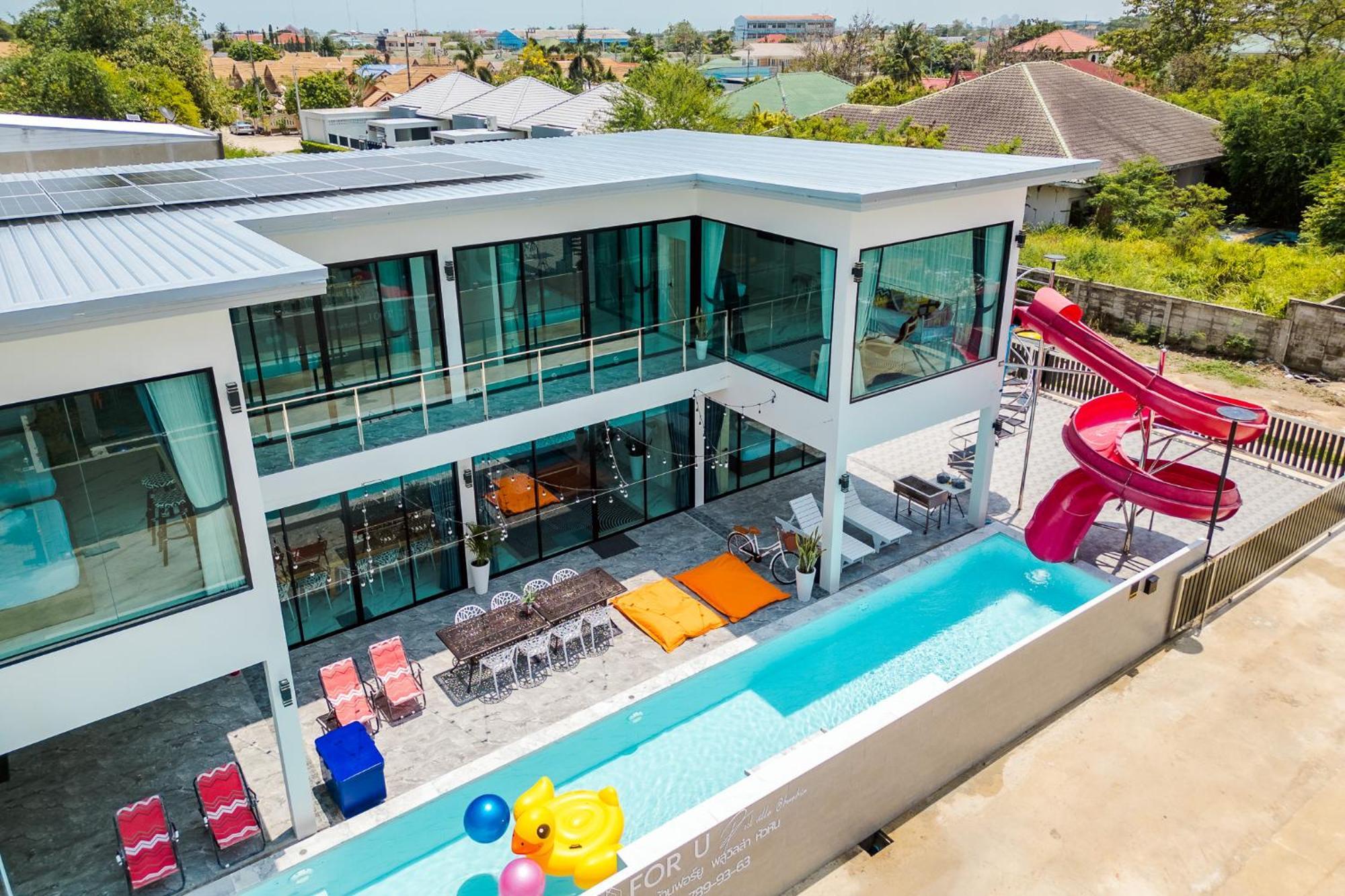 For U Poolvilla วิลล่าหลังใหญ่ใกล้เมืองใกล้ทะเล Villa *
